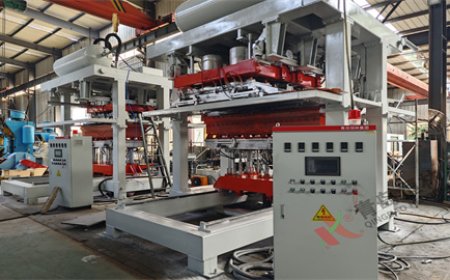 水平分型帶移出射芯機(jī)